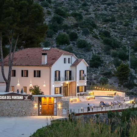 La Casa Del Pantano * Campell