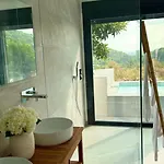 La Casa Del Pantano 4* Campell